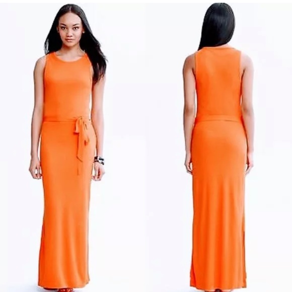 Banana Republic Dresses & Skirts - NWT Banana Republic orange compass patio maxi side slit belted dress Size M